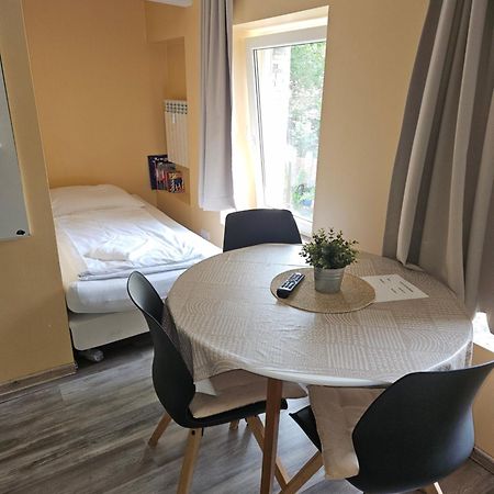 Pension 11 Apartments By Lorenc Berlin Ngoại thất bức ảnh