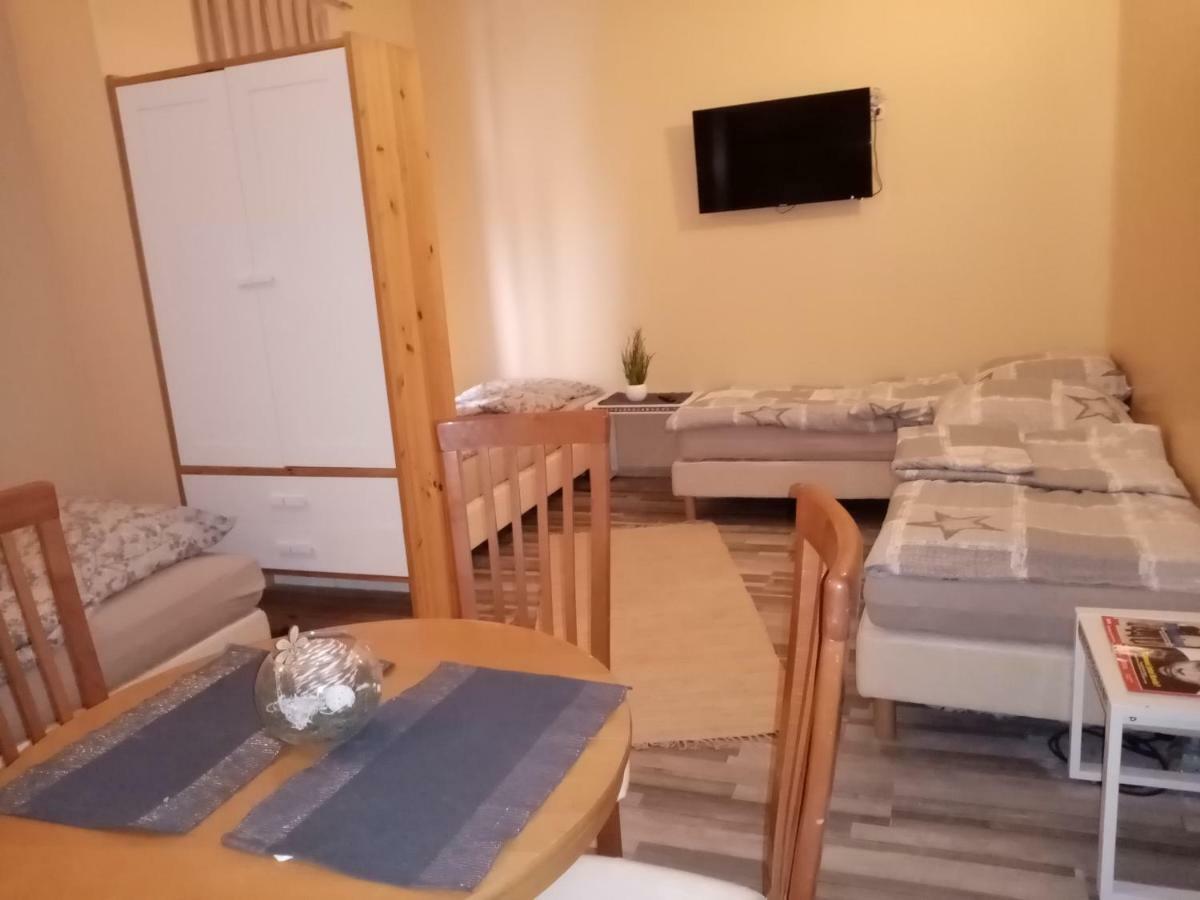 Pension 11 Apartments By Lorenc Berlin Ngoại thất bức ảnh